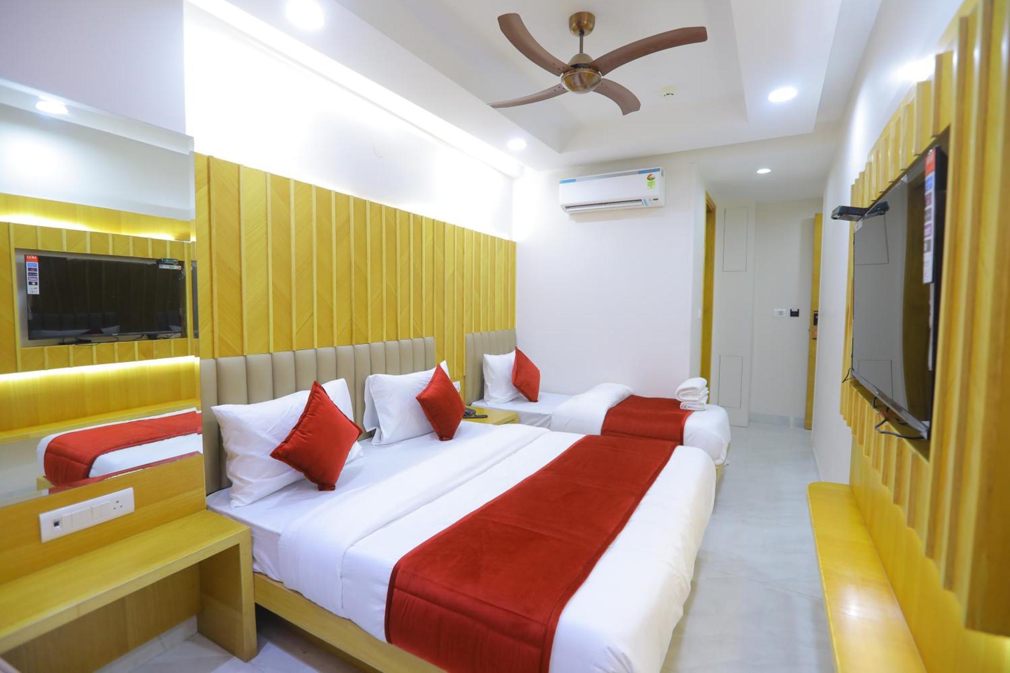 Hotel Glitz - Walk In From New Delhi Railway Station Buitenkant foto