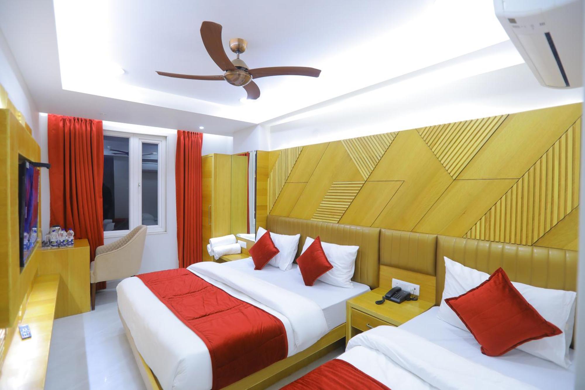 Hotel Glitz - Walk In From New Delhi Railway Station Buitenkant foto
