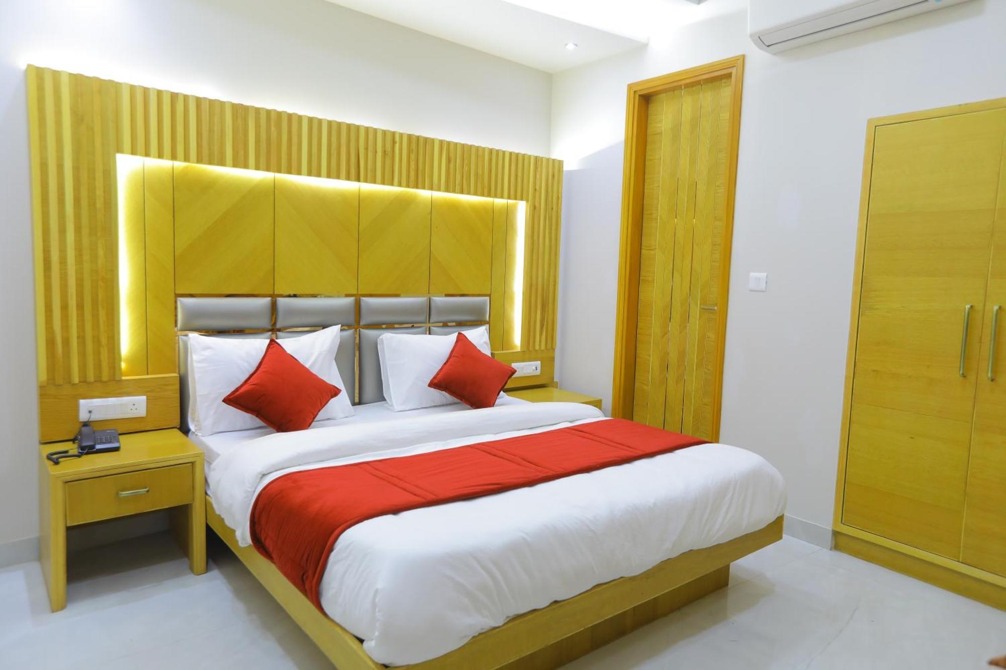 Hotel Glitz - Walk In From New Delhi Railway Station Buitenkant foto